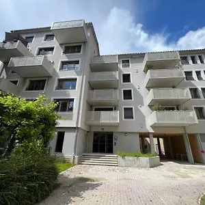 https://secret-garden-calme-et-terrasse-en-hyper-centre.hotels-rhonealpes.com