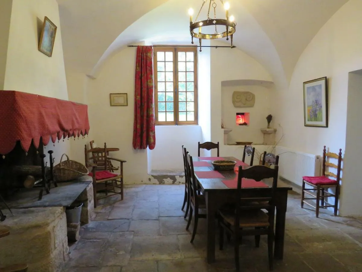 Hébergement de vacances le presbytère de Montaigut Montégut France